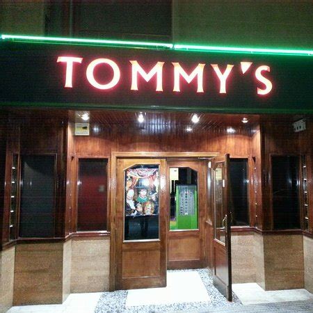 TOMMYS BAR